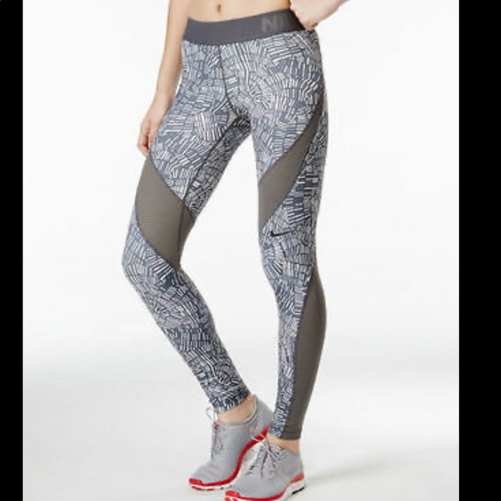 Nike Pro Hypercool Drift Capri Leggings Gray White Mid Rise Athletic Small